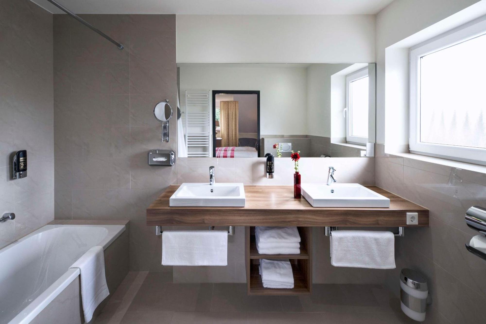 Best Western Hotel Brunnenhof Weibersbrunn Zewnętrze zdjęcie